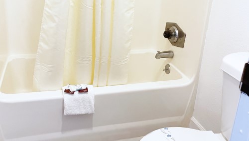 King Bathroom Amenities